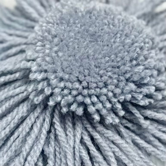 品番【134】タフティング用アクリル毛糸(MB210/日本製)。発色が美しく、ラグ制作やパンチニードル作品に適した毛糸の拡大写真