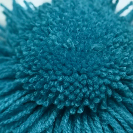 品番【716】タフティング用アクリル毛糸(MB210/日本製)。発色が美しく、ラグ制作やパンチニードル作品に適した毛糸の拡大写真