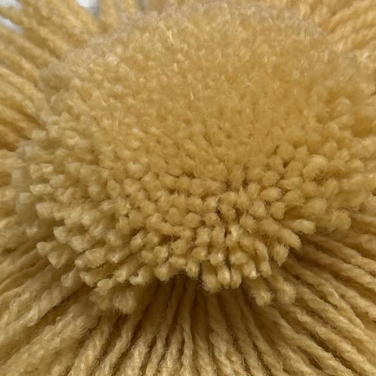 品番【784】タフティング用アクリル毛糸(MB210/日本製)。発色が美しく、ラグ制作やパンチニードル作品に適した毛糸の拡大写真