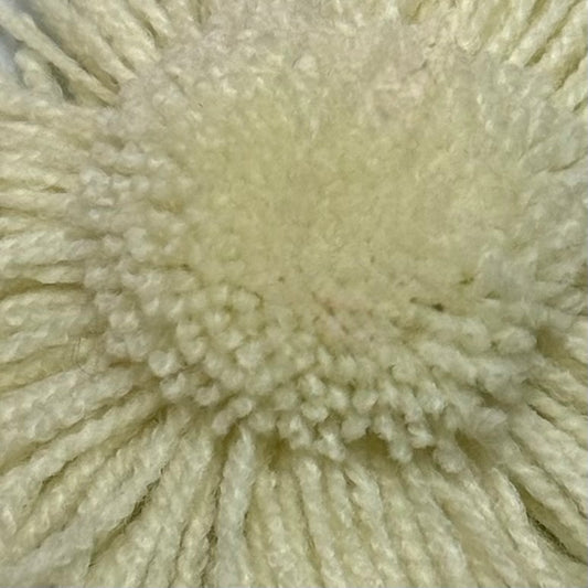 品番【905】タフティング用アクリル毛糸(MB210/日本製)。発色が美しく、ラグ制作やパンチニードル作品に適した毛糸の拡大写真