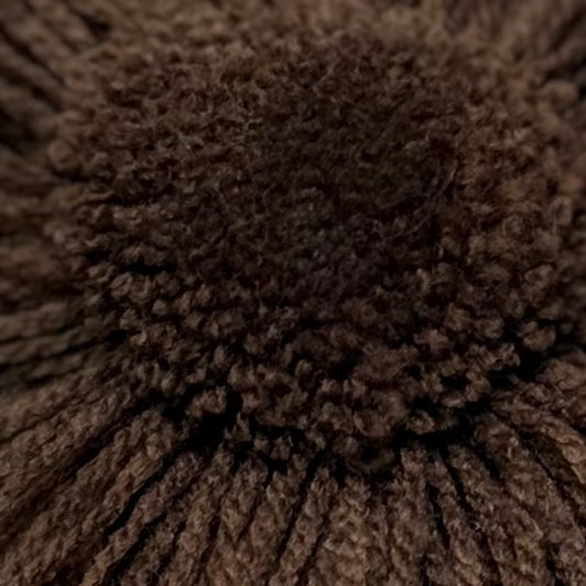 品番【M36】タフティング用アクリル毛糸(MB210/日本製)。発色が美しく、ラグ制作やパンチニードル作品に適した毛糸の拡大写真