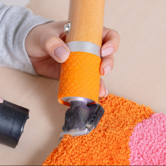 ラグ用 タフティング用バリカン トリマーで縁部分を仕上げる