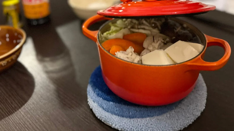 タフティングで作った鍋敷きの作例