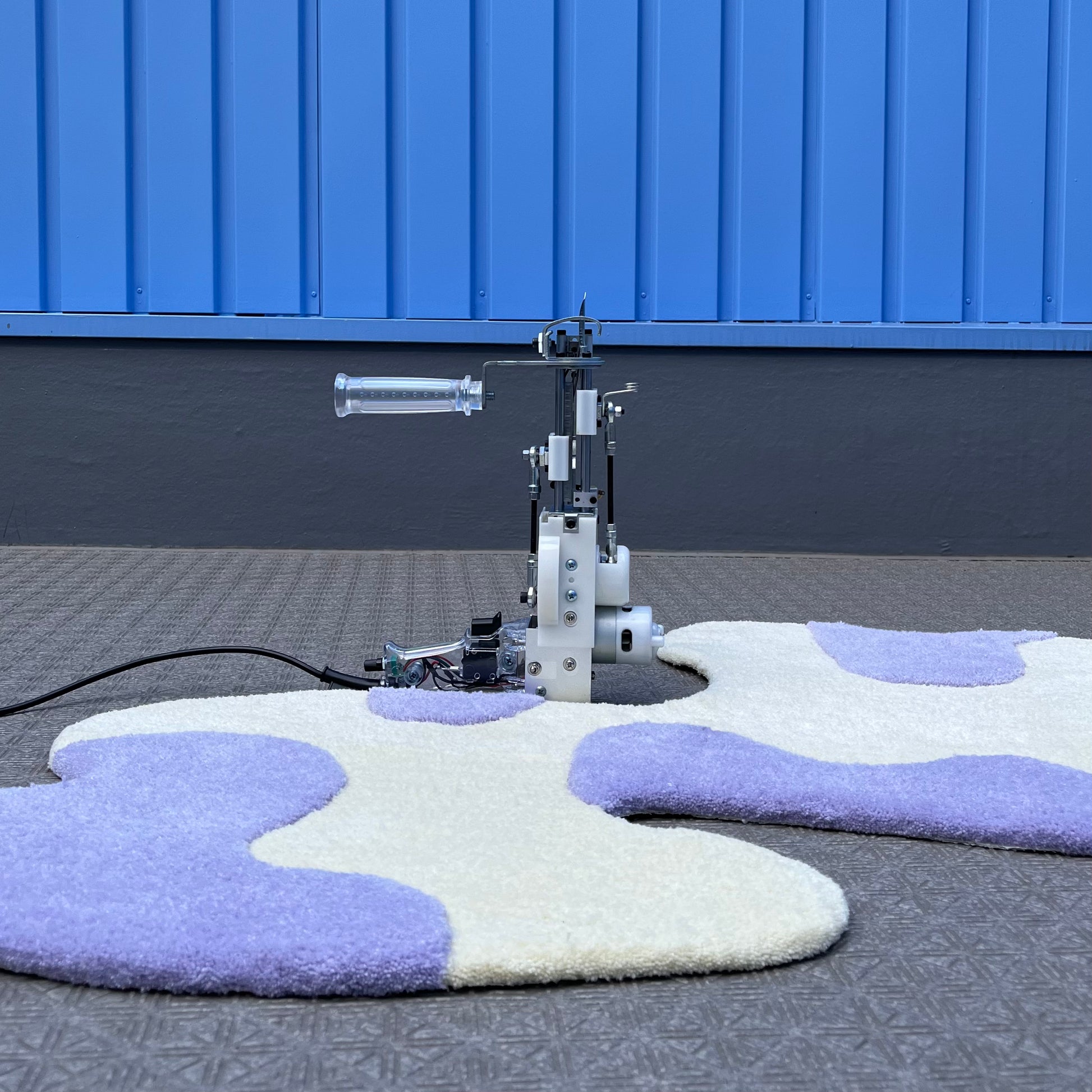 中古 タフティングガン AK-1 カットパイル ブルー 中古 タフティング 中古 タフティングガン AK-1 カットパイル ブルー 中古 タフティング