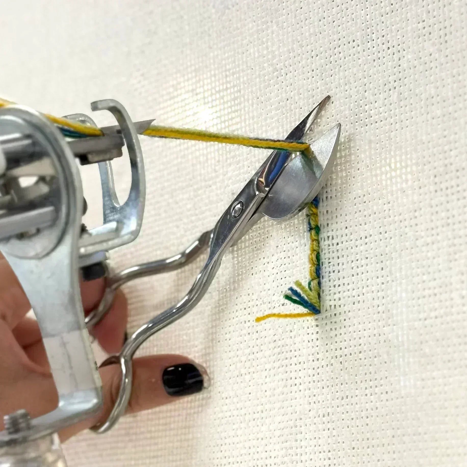 ラグ用ハサミ（スリムダックビル） – RUGMATAG