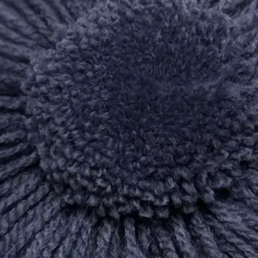 品番【383】タフティング用アクリル毛糸（MB210／日本製）。発色が美しく、ラグ制作やパンチニードル作品に適した毛糸の拡大写真