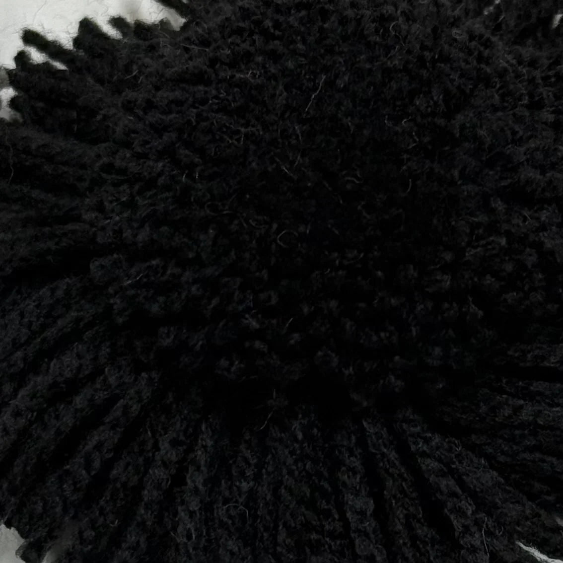 品番【473】タフティング用アクリル毛糸（MB210／日本製）。発色が美しく、ラグ制作やパンチニードル作品に適した毛糸の拡大写真