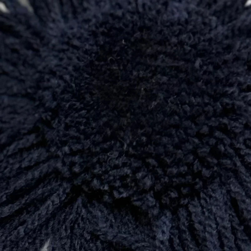 品番【485】タフティング用アクリル毛糸（MB210／日本製）。発色が美しく、ラグ制作やパンチニードル作品に適した毛糸の拡大写真