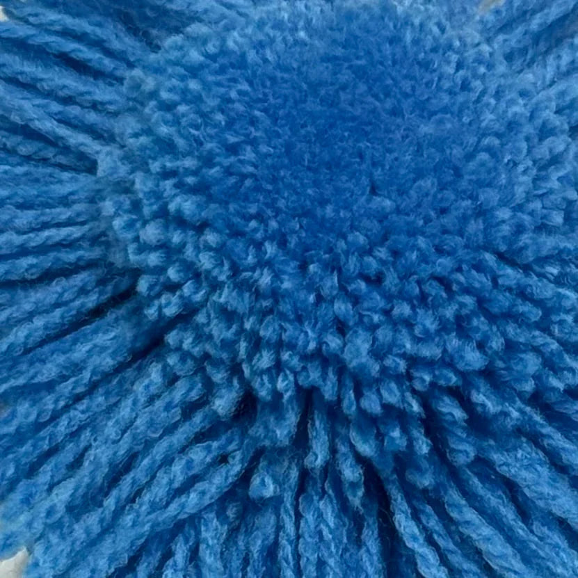 品番【500】タフティング用アクリル毛糸（MB210／日本製）。発色が美しく、ラグ制作やパンチニードル作品に適した毛糸の拡大写真