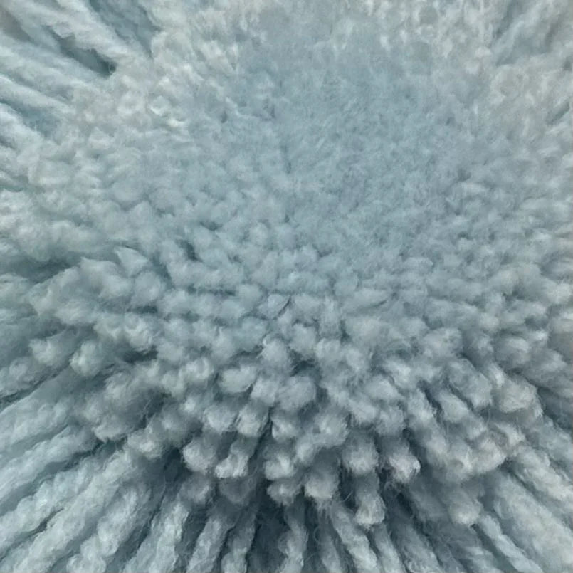 品番【550】タフティング用アクリル毛糸（MB210／日本製）。発色が美しく、ラグ制作やパンチニードル作品に適した毛糸の拡大写真