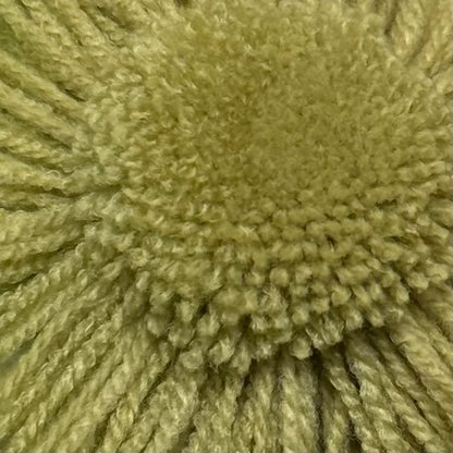 品番【B38】タフティング用アクリル毛糸（MB210／日本製）。発色が美しく、ラグ制作やパンチニードル作品に適した毛糸の拡大写真