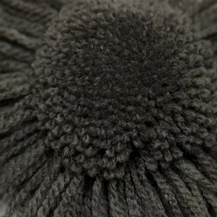 品番【BEN1】タフティング用アクリル毛糸（MB210／日本製）。発色が美しく、ラグ制作やパンチニードル作品に適した毛糸の拡大写真