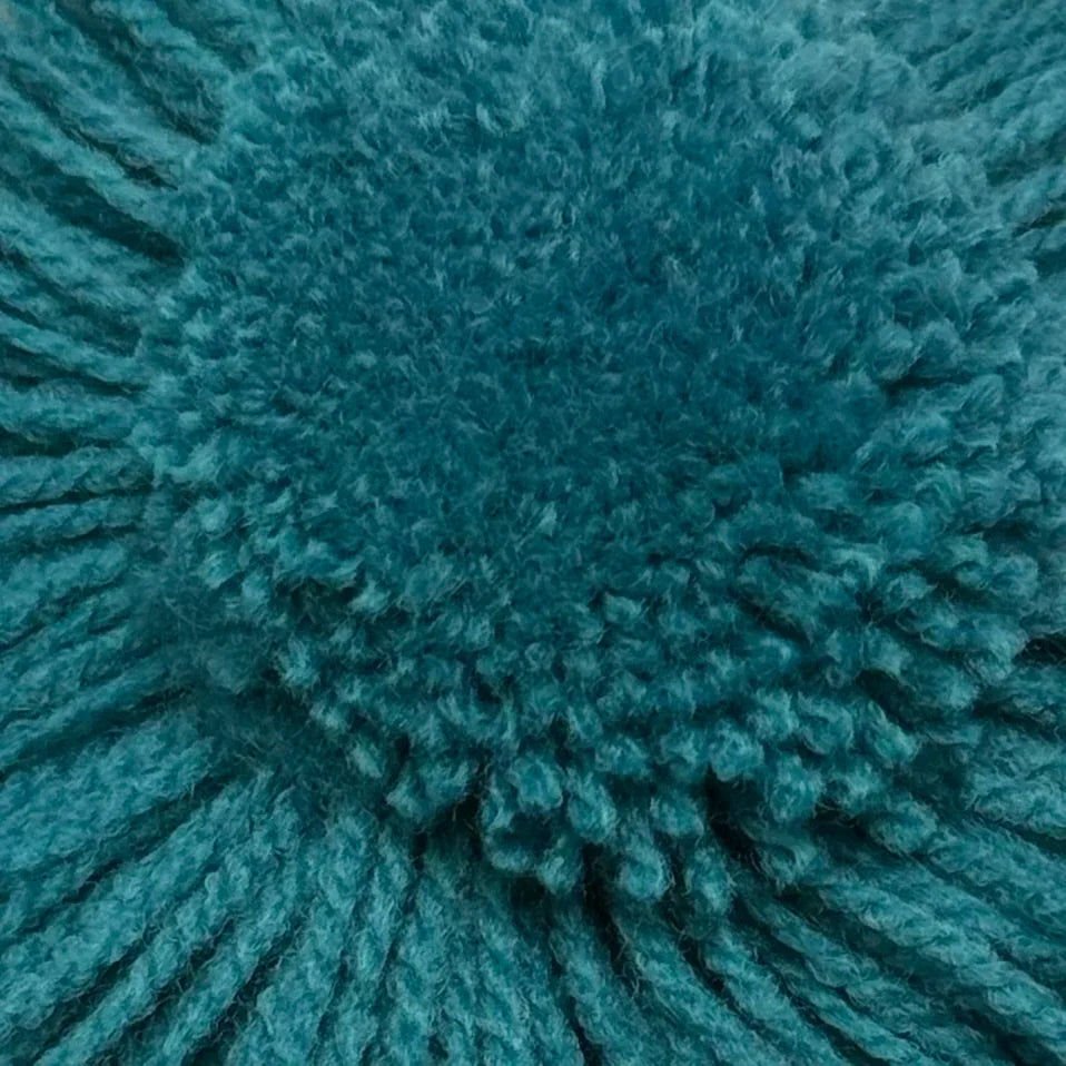 品番【M33】タフティング用アクリル毛糸（MB210／日本製）。発色が美しく、ラグ制作やパンチニードル作品に適した毛糸の拡大写真