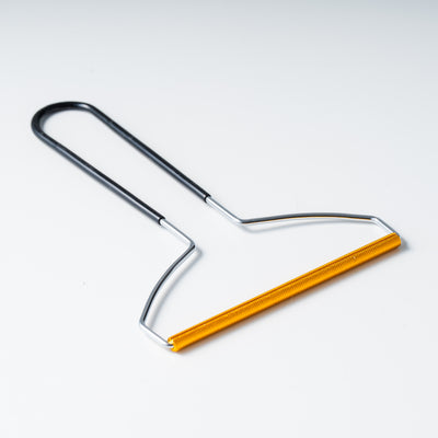 ラグクリーナー（仕上げ・お手入れ用）。ステンレス製・全長18cm