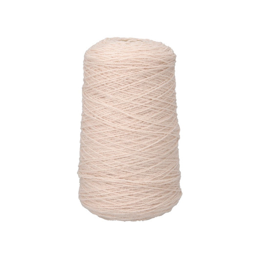 タフティング用 国産アクリル毛糸MB210 ピンクベージュ　品番7604 コーン糸｜ラグ制作素材の単体商品写真